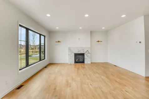 2439 Rivers Bend Dr E West Fargo ND 58078