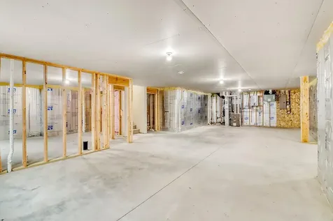 2439 Rivers Bend Dr E West Fargo ND 58078