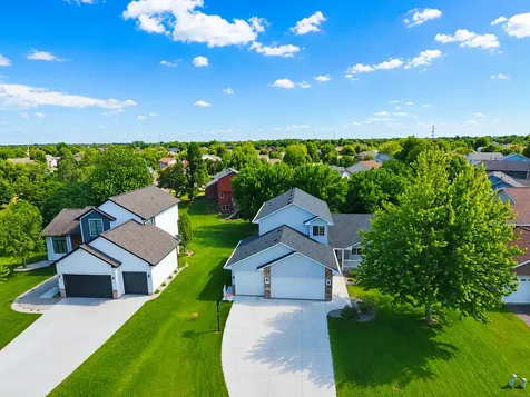 3529 Rose Court N Brooklyn Park MN 55443