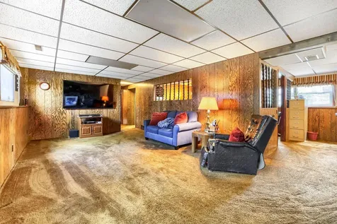 2284 Standridge Avenue Maplewood MN 55109