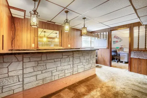 2284 Standridge Avenue Maplewood MN 55109