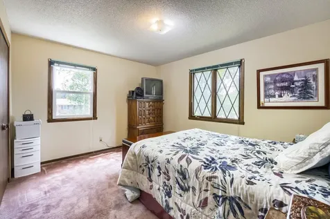 2284 Standridge Avenue Maplewood MN 55109