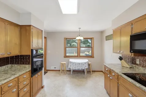 1411 N Cedar Avenue Owatonna MN 55060