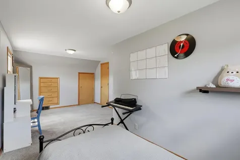 1411 N Cedar Avenue Owatonna MN 55060