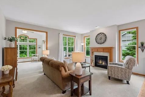 7156 Ballard Trail Inver Grove Heights MN 55077