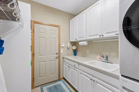 7156 Ballard Trail Inver Grove Heights MN 55077
