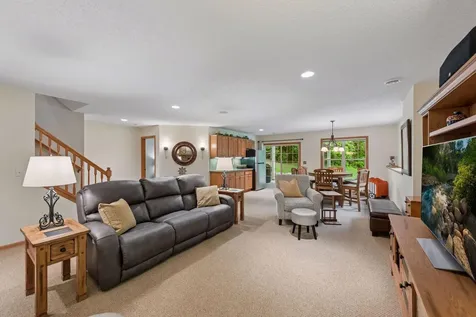 7156 Ballard Trail Inver Grove Heights MN 55077
