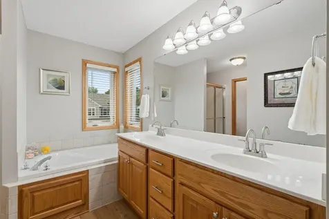1803 Countryside Drive Shakopee MN 55379
