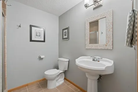 1803 Countryside Drive Shakopee MN 55379