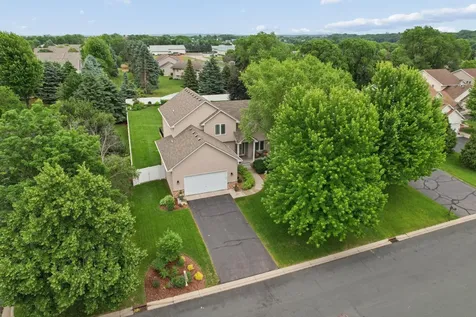 1803 Countryside Drive Shakopee MN 55379