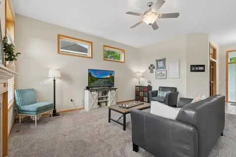 1803 Countryside Drive Shakopee MN 55379