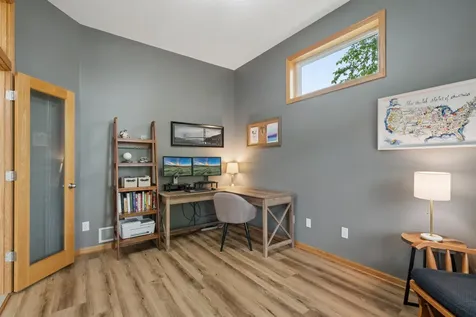 1803 Countryside Drive Shakopee MN 55379