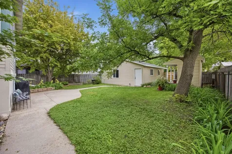 1041 5th Street N Fargo ND 58102