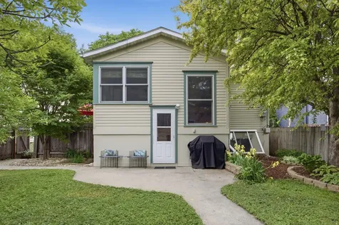 1041 5th Street N Fargo ND 58102