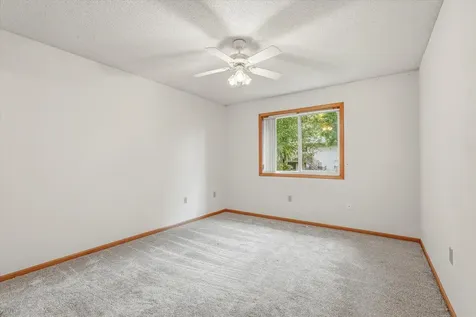 3246 Edgerton Street Vadnais Heights MN 55127