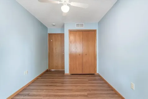 3246 Edgerton Street Vadnais Heights MN 55127