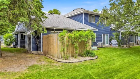3246 Edgerton Street Vadnais Heights MN 55127