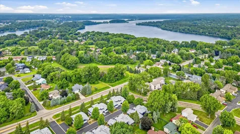 3246 Edgerton Street Vadnais Heights MN 55127