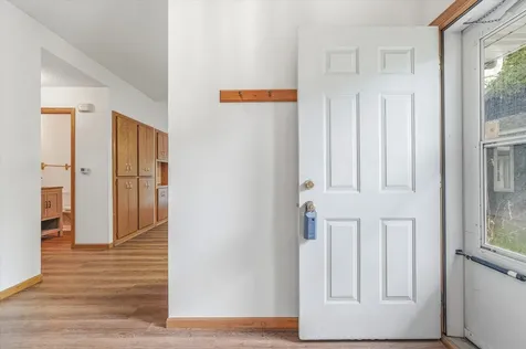 3246 Edgerton Street Vadnais Heights MN 55127