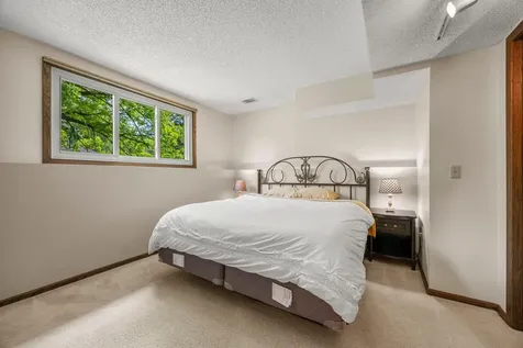 8119 Lower 129th Court Apple Valley MN 55124