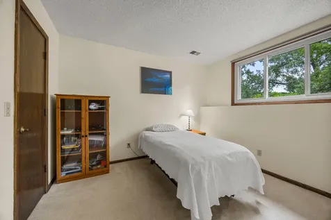 8119 Lower 129th Court Apple Valley MN 55124