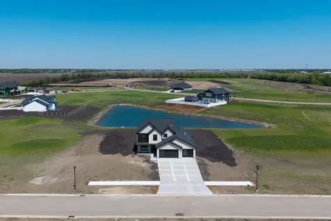 4947 41 Avenue N Fargo ND 58102