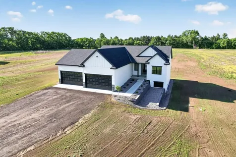 13437 295th Avenue NW Princeton MN 55371