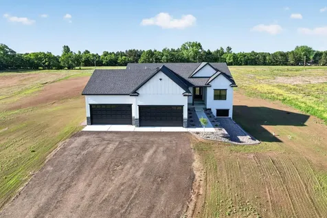 13437 295th Avenue NW Princeton MN 55371