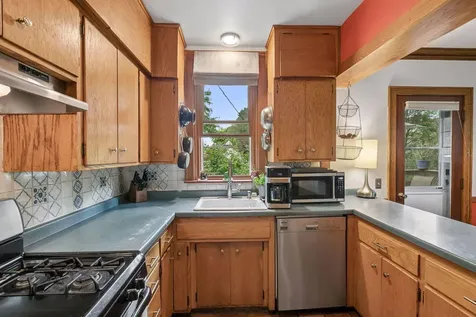 1908 E River Terrace Minneapolis MN 55414