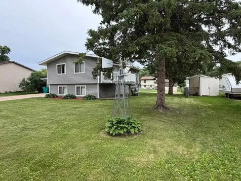 605 NW 10th Avenue Waseca MN 56093