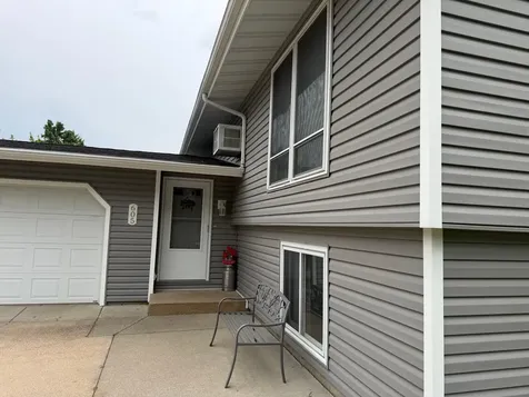 605 NW 10th Avenue Waseca MN 56093