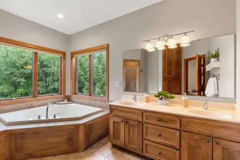 14480 Tyrol Drive Shakopee MN 55379