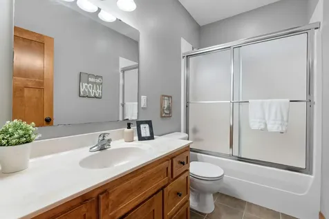 14480 Tyrol Drive Shakopee MN 55379