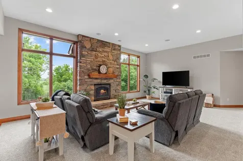 14480 Tyrol Drive Shakopee MN 55379