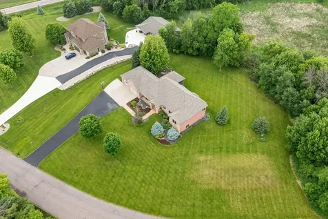 14480 Tyrol Drive Shakopee MN 55379