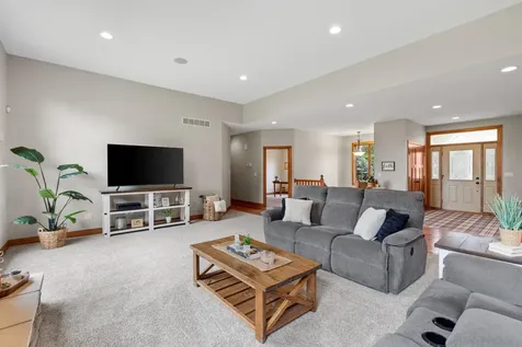 14480 Tyrol Drive Shakopee MN 55379
