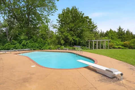 10129 Eden Prairie Road Eden Prairie MN 55347