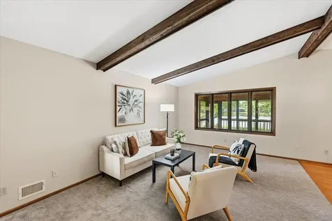 2516 Ridge Lane Mounds View MN 55112