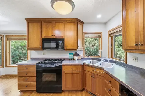 2516 Ridge Lane Mounds View MN 55112