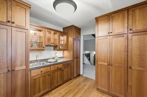 2516 Ridge Lane Mounds View MN 55112