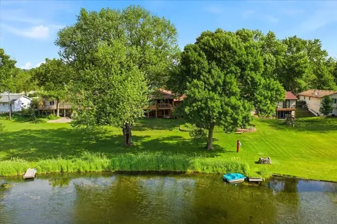 2516 Ridge Lane Mounds View MN 55112