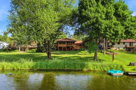 2516 Ridge Lane Mounds View MN 55112