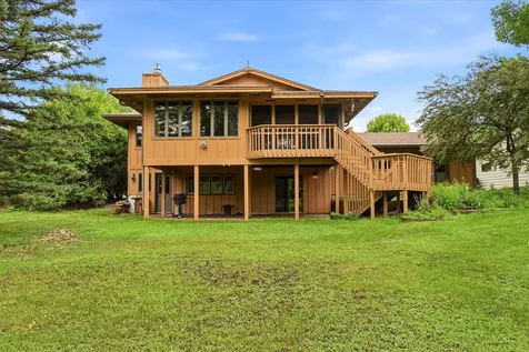 2516 Ridge Lane Mounds View MN 55112
