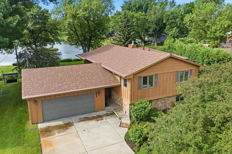 2516 Ridge Lane Mounds View MN 55112