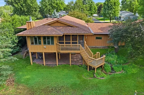 2516 Ridge Lane Mounds View MN 55112