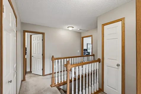 1649 Hamilton Lane Shakopee MN 55379