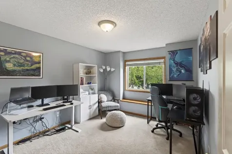 1649 Hamilton Lane Shakopee MN 55379