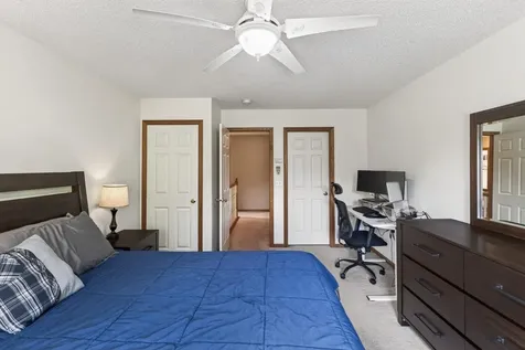 1649 Hamilton Lane Shakopee MN 55379