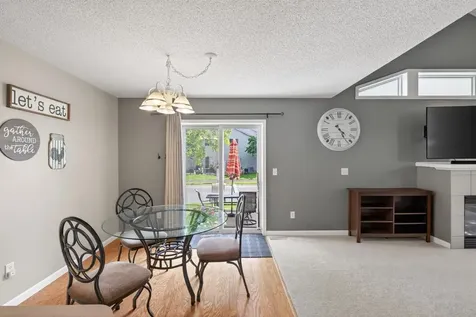 1649 Hamilton Lane Shakopee MN 55379