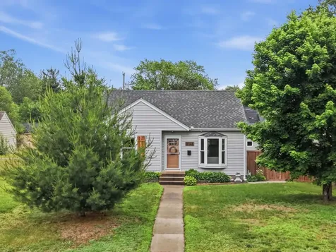 5348 Morgan Avenue N Brooklyn Center MN 55430